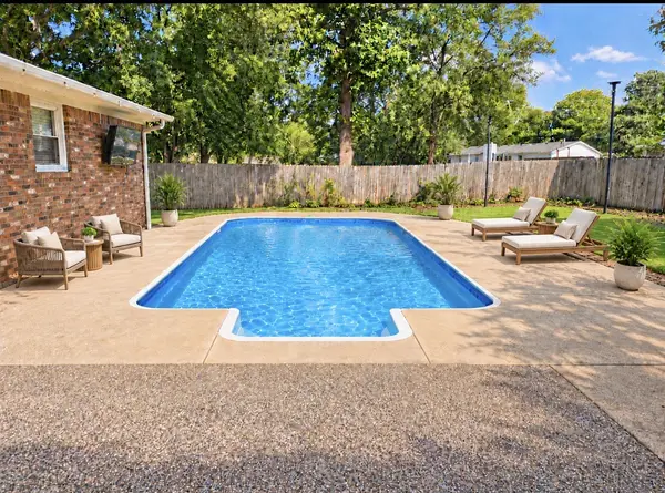 937 Hurst Dr, Hopkinsville, KY 42240