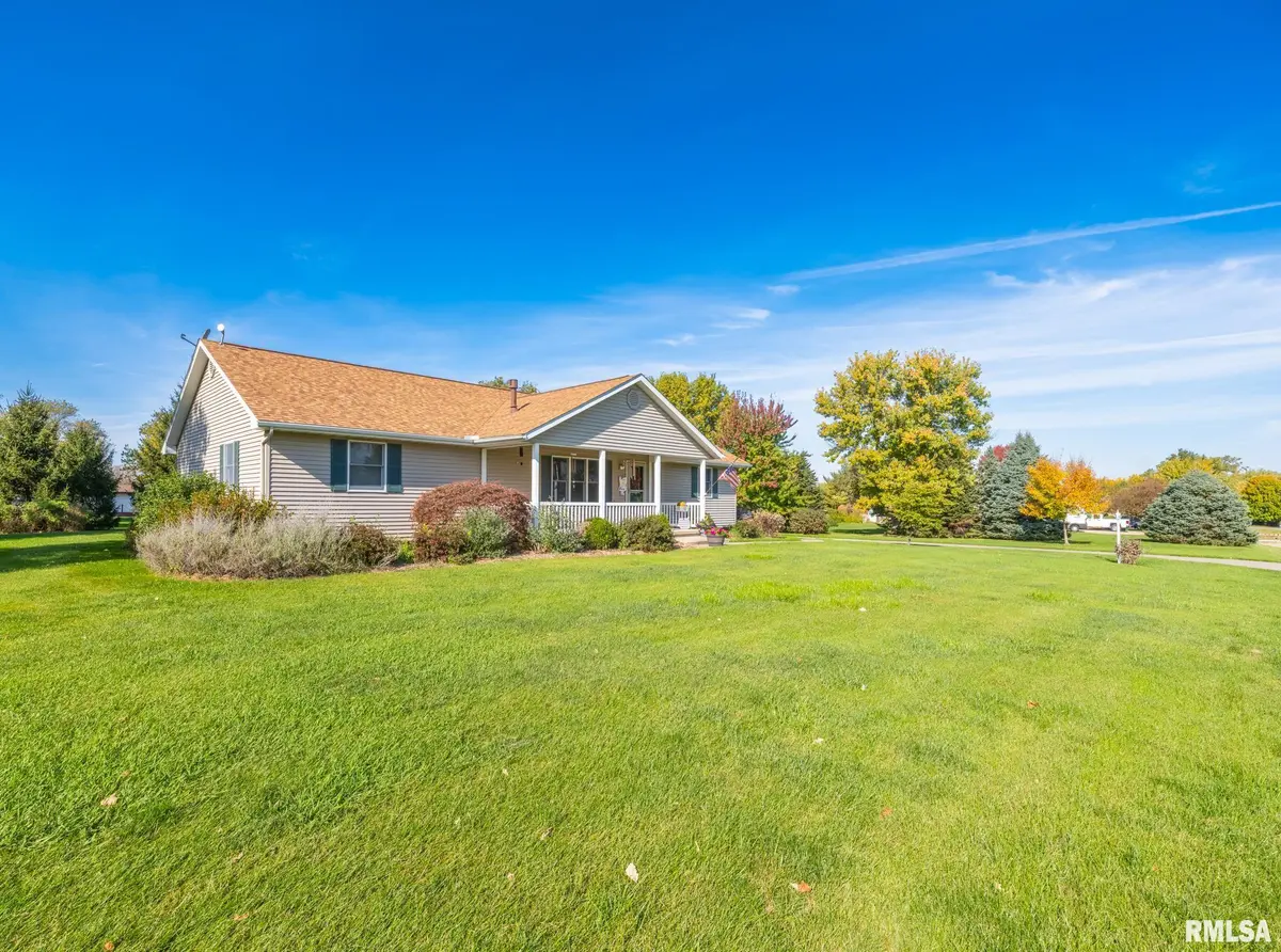 1019 N MORAN RD, Trivoli, IL 61569
