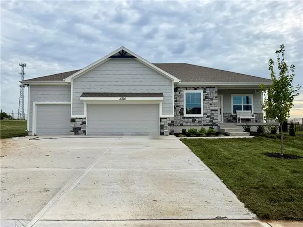 15595 N Sheridan CT, Basehor, KS 66007