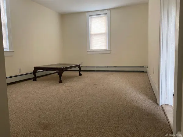178 Park AVE #2, Hicksville, NY 11801