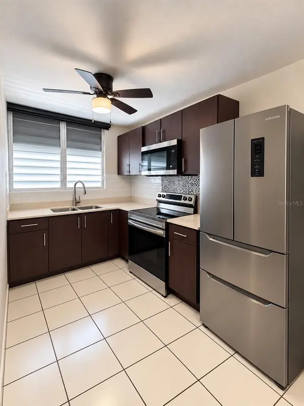 EDIFICIO 8 PASEO VISTA MAR #806, Ponce, PR 00716