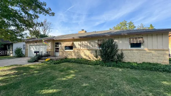 8442 W Murdock Ave, Wichita, KS 67212