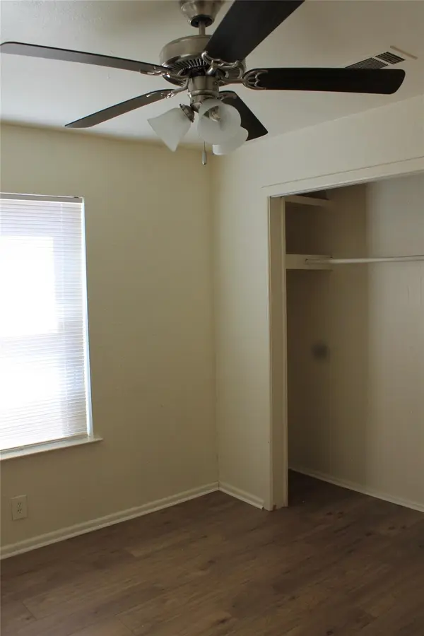 511 W Hallmark Ave, Killeen, TX 76541
