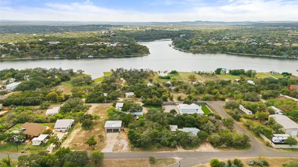 22302 Andrew DR, Spicewood, TX 78669