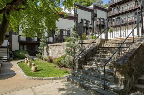 1200 Warburton AVE #4, Yonkers, NY 10701
