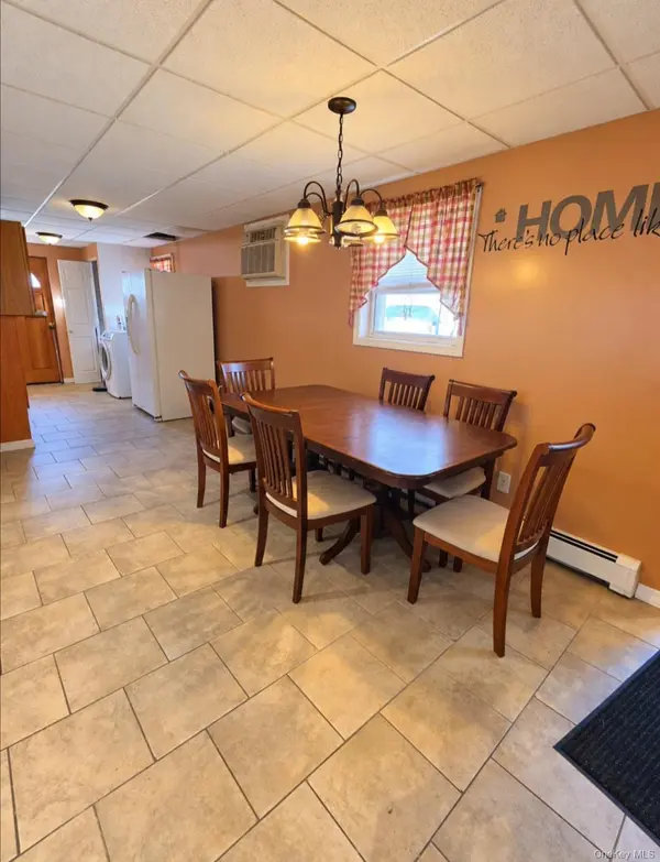 164-48 104th ST, Howard Beach, NY 11414