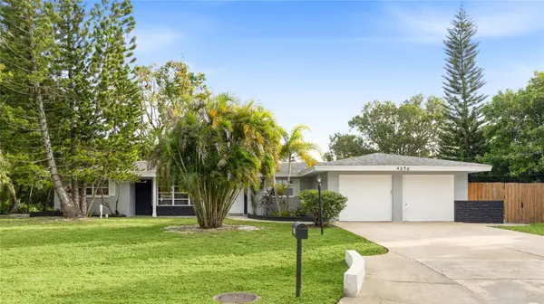4230 BAIRD ST, Sarasota, FL 34232