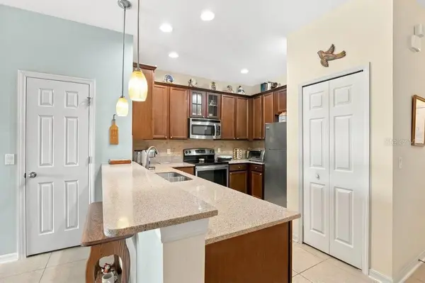 8214 SERENITY SPRING DR #2405, Windermere, FL 34786