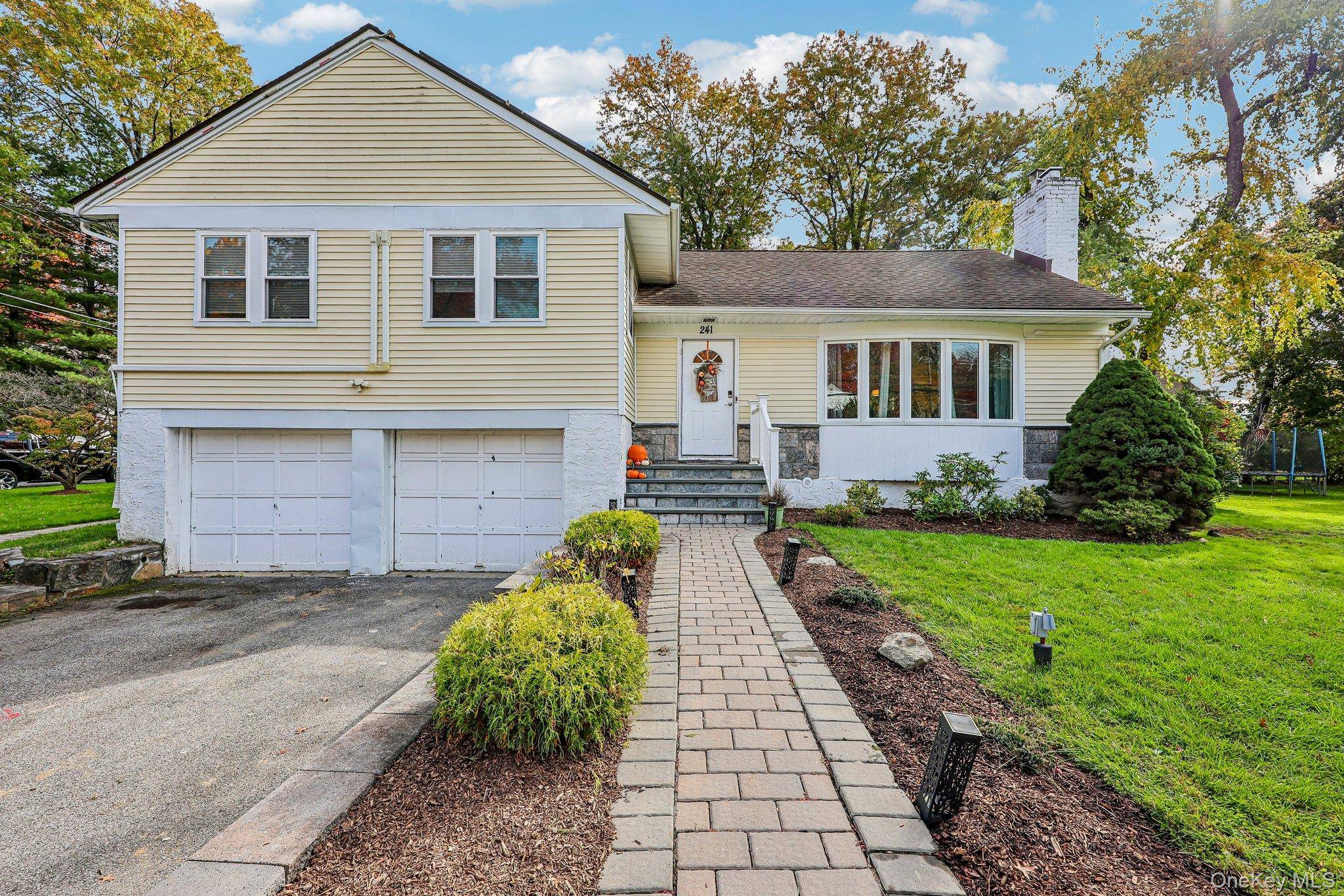 241 Stratton RD, New Rochelle, NY 10804