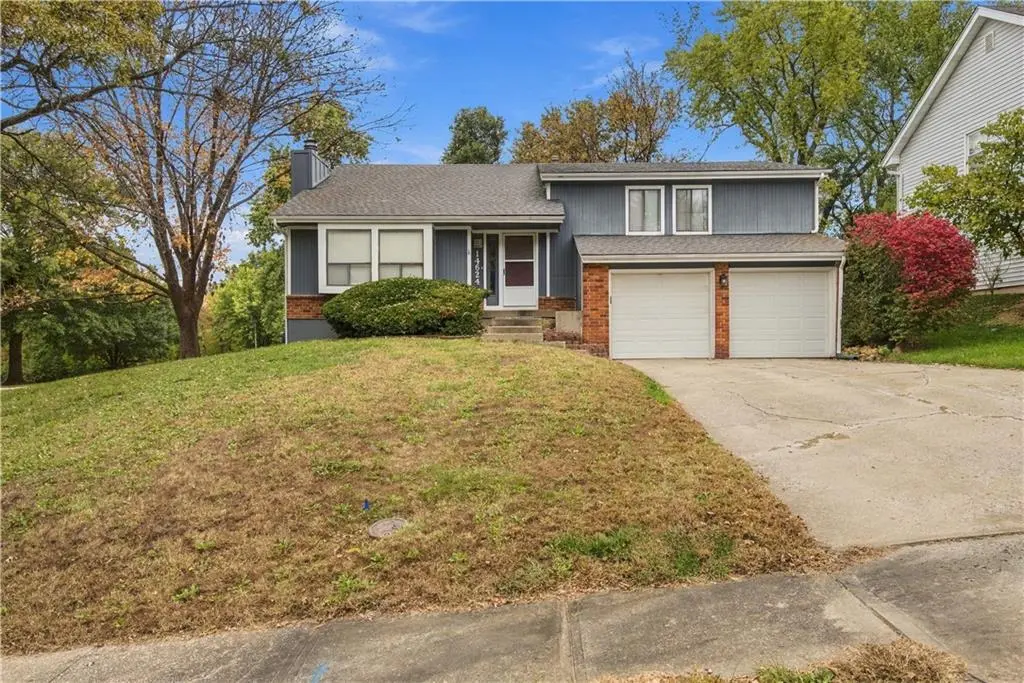 14624 W 91st PL, Lenexa, KS 66215