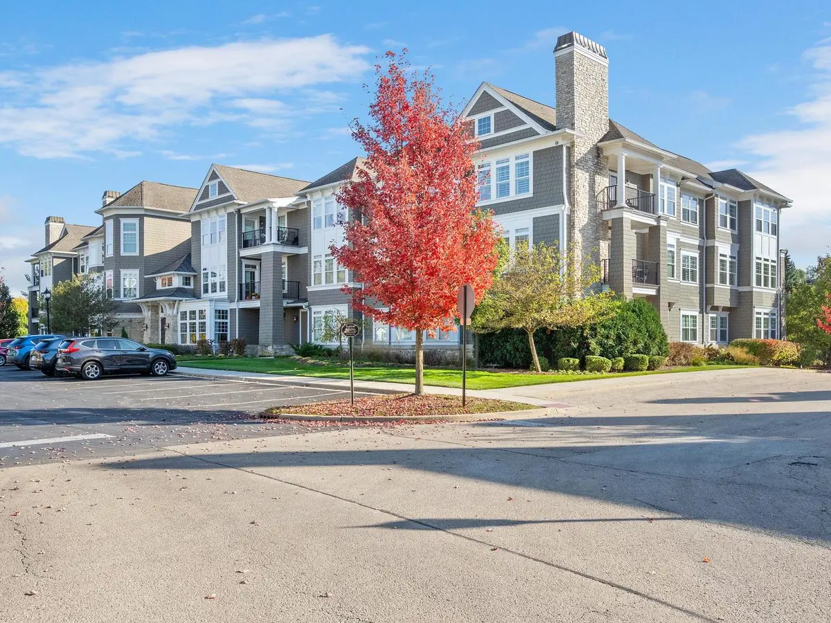 Address not disclosed, Hinsdale, IL 60521
