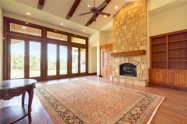 414 Indigo LN, Georgetown, TX 78628