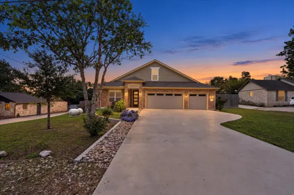 1004 Oakwood DR, Leander, TX 78641