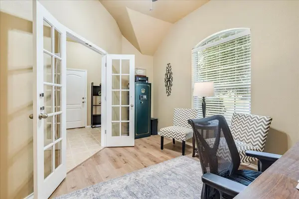 4433 Rolling Water DR, Pflugerville, TX 78660