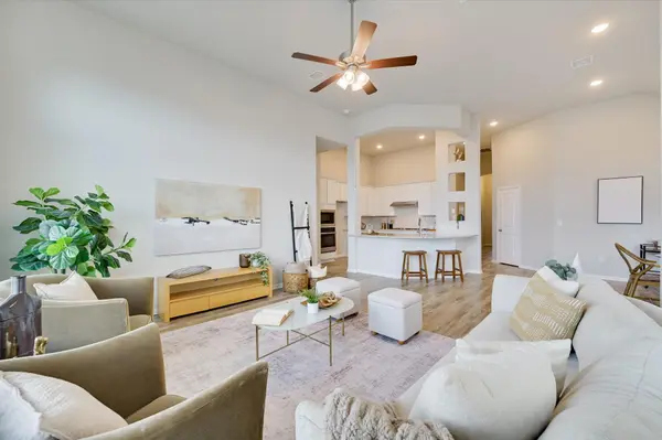 369 Durian LOOP, Buda, TX 78610