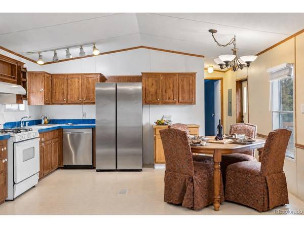 850 S Paddock, Elizabeth, CO 80107