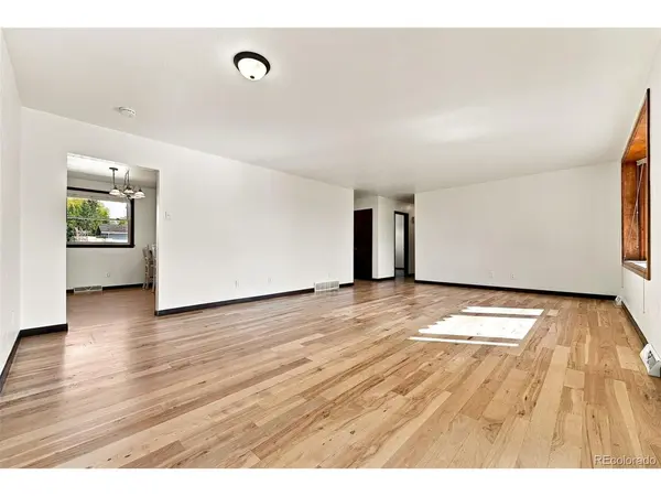 61 Baylor, Longmont, CO 80503