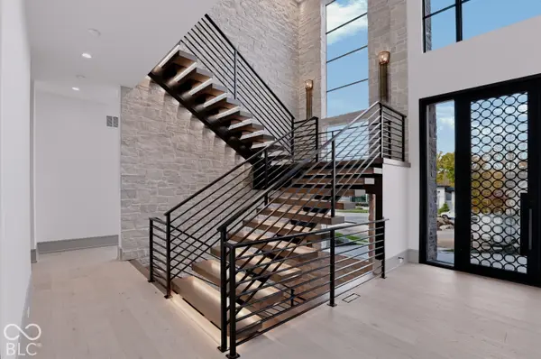 4475 Elmscott RDG, Zionsville, IN 46077