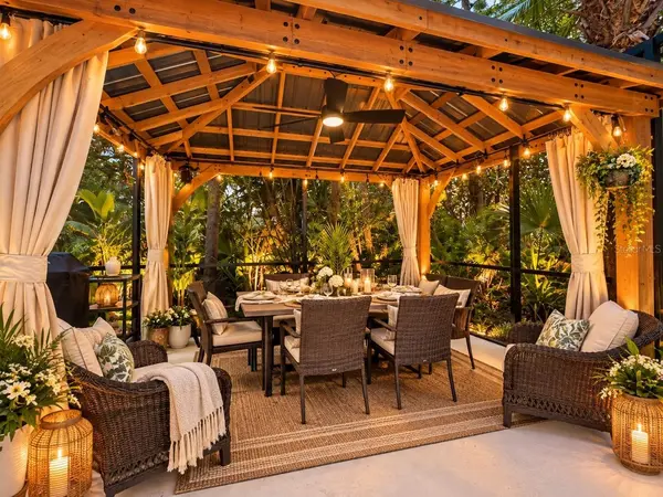 1631 MEMORY LN, Sarasota, FL 34231