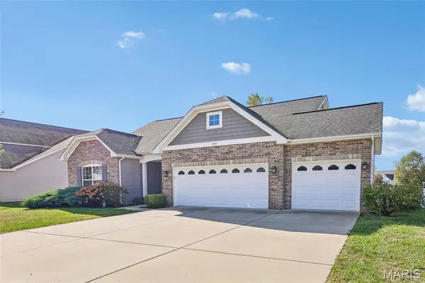 3418 Maple Ridge DR, Wood River, IL 62095