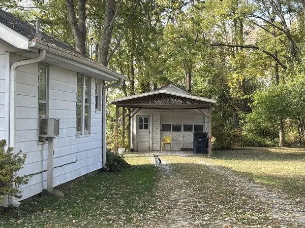 203 S Vincent ST, Salem, IL 62881