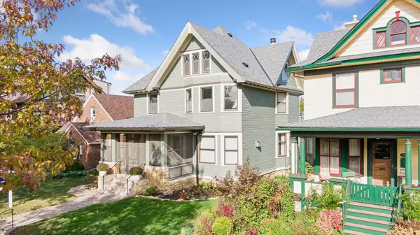 1089 Lincoln AVE, Saint Paul, MN 55105