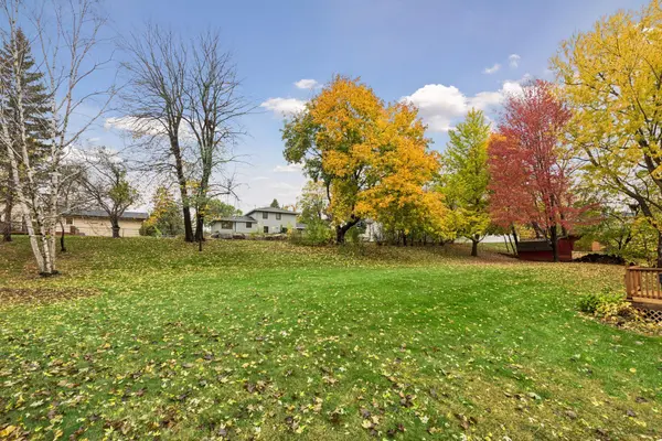9924 Little CIR, Bloomington, MN 55437