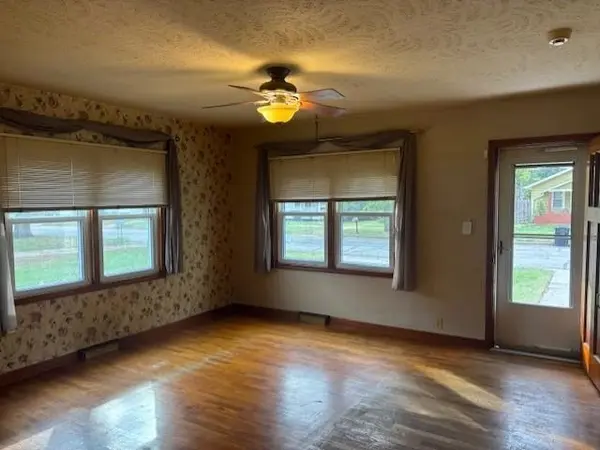 1012 N 8th St., Salina, KS 67401