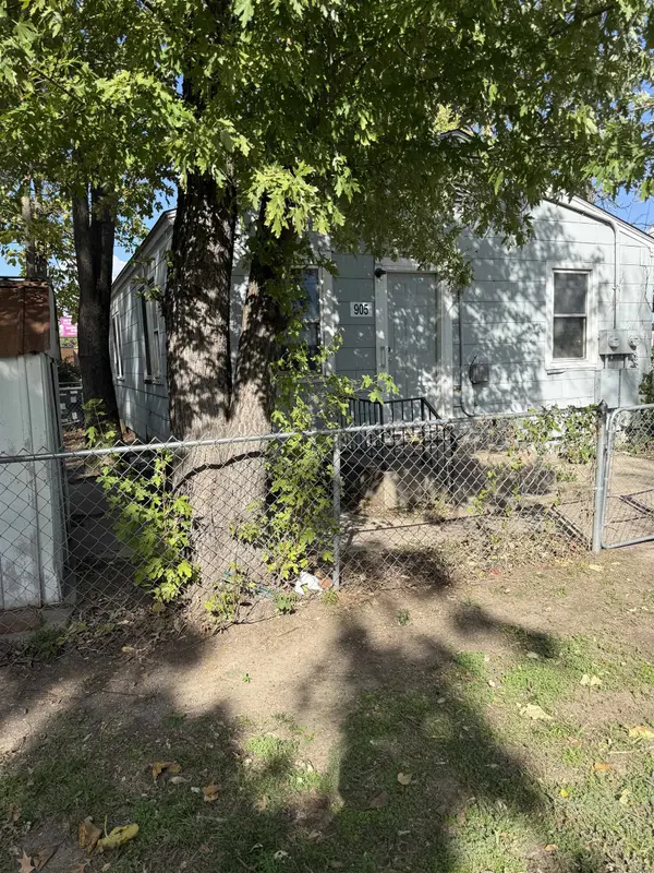 905 S Oliver, Wichita, KS 67218