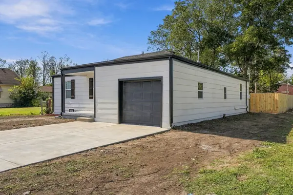 1231 N Mathewson, Wichita, KS 67214