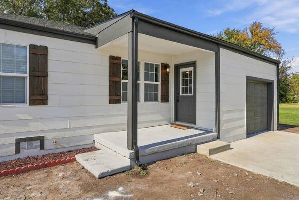 1231 N Mathewson, Wichita, KS 67214