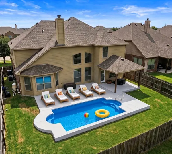 580 Clear Springs HOLW, Buda, TX 78610