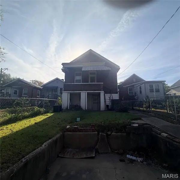 5537 Beacon AVE, St Louis, MO 63120