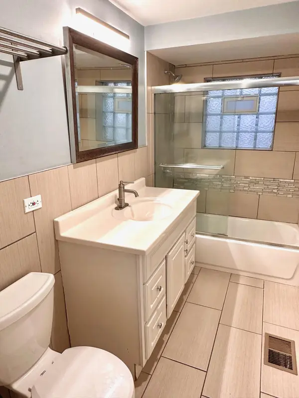 2928 S Throop ST #1, Chicago, IL 60608