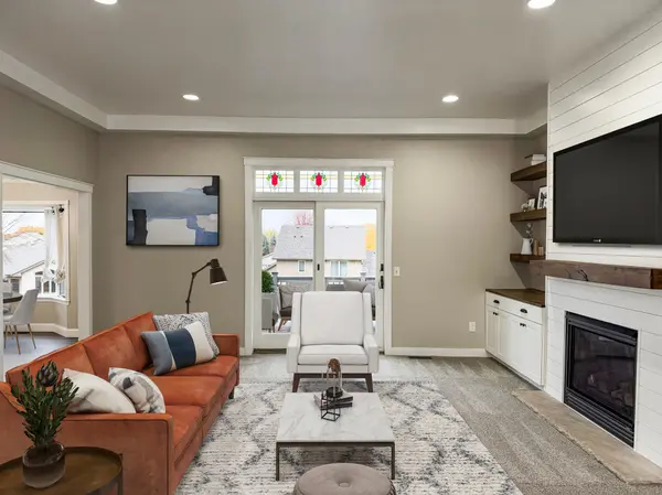13361 179th CIR NW, Elk River, MN 55330