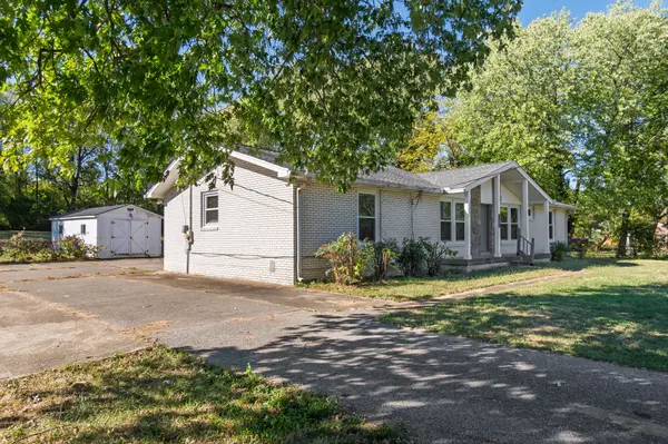 1205 Lipscomb Dr, Brentwood, TN 37027