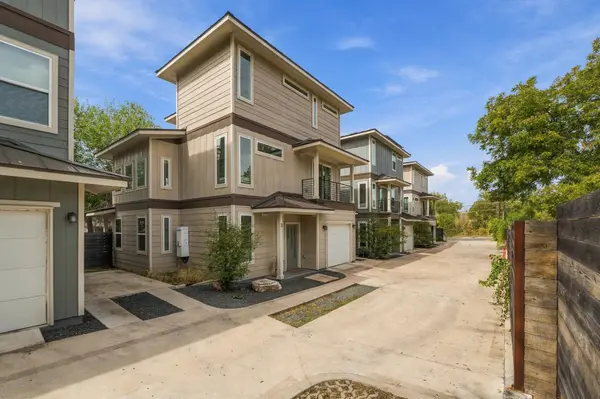 2927 E Martin Luther King Jr BLVD #3, Austin, TX 78702