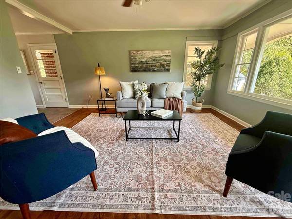 561 Forest Way DR, Fort Mill, SC 29715