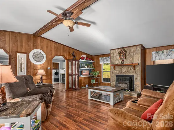125 Goughes Branch RD, Leicester, NC 28748