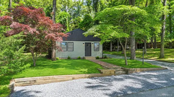 234 Lakeside TRL, Ridge, NY 11961