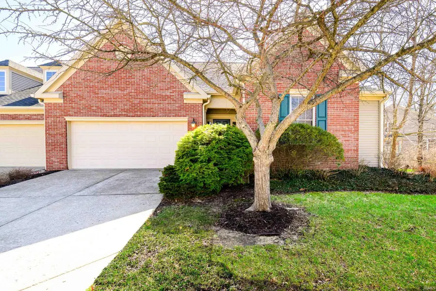841 S Fieldcrest CT, Bloomington, IN 47401