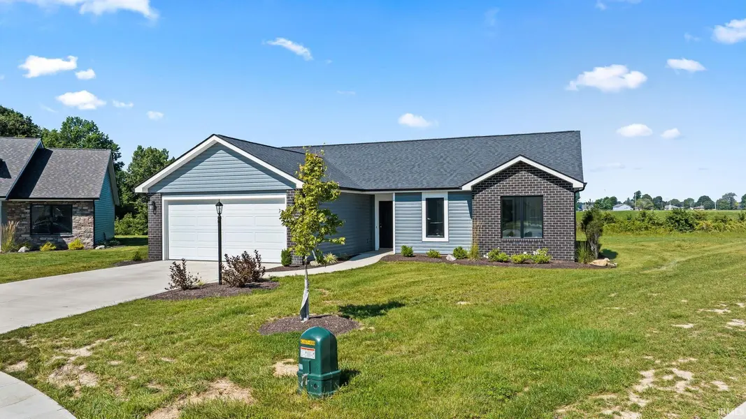 801 Lagonda TRL, Fort Wayne, IN 46818