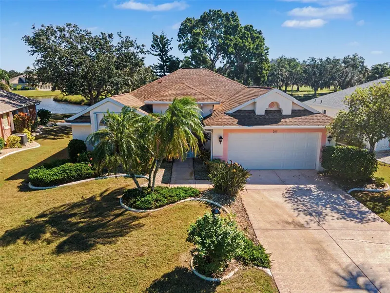 2113 STERLING GLEN CT, Sun City Center, FL 33573