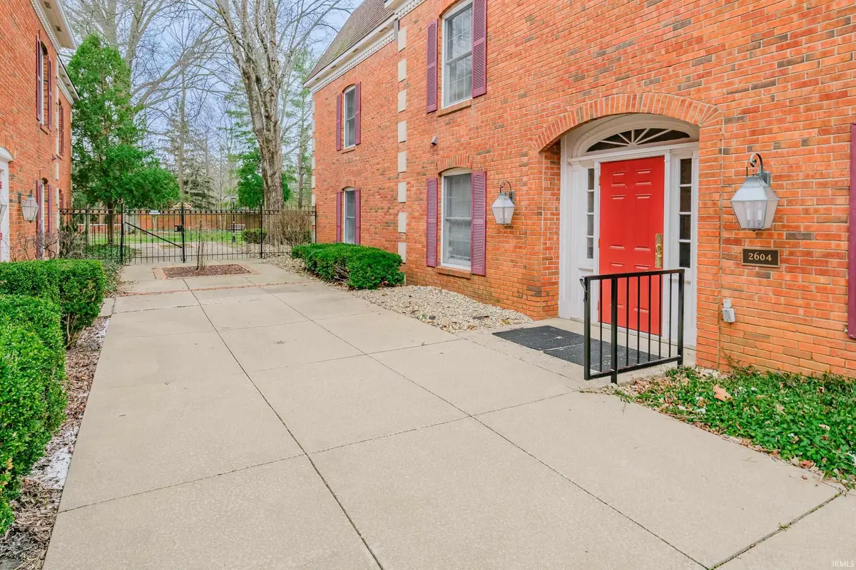 2604-B E 2nd ST #B-2, Bloomington, IN 47401