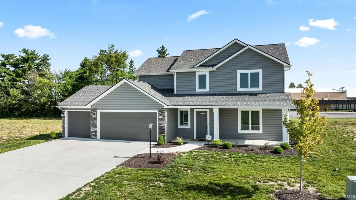 10926 Carob Thorn TRL, Roanoke, IN 46783