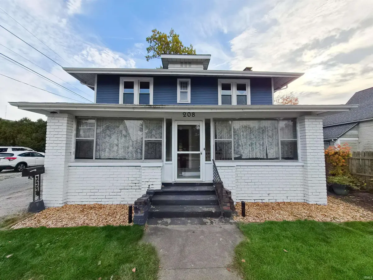208 E Winona AVE, Warsaw, IN 46580
