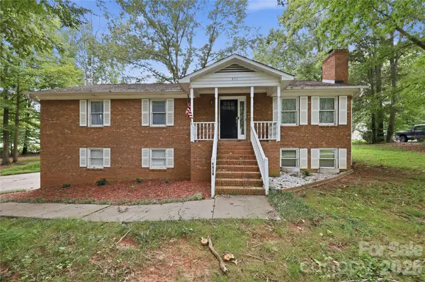3707 Welcome Arcadia RD, Lexington, NC 27295