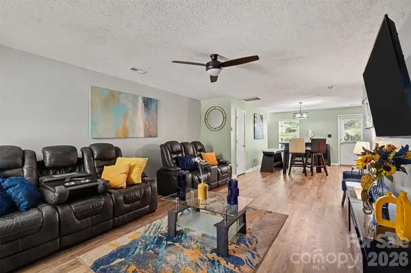 8724 Michaw CT, Charlotte, NC 28269