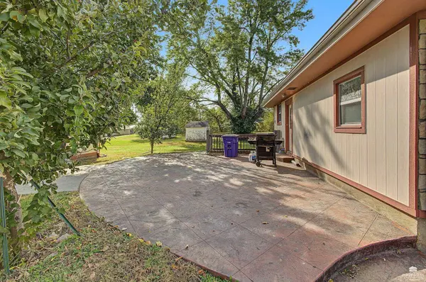 314 Chestnut ST, Wamego, KS 66547