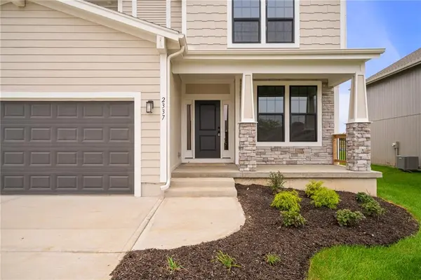 2337 Wabash ST, Olathe, KS 66061